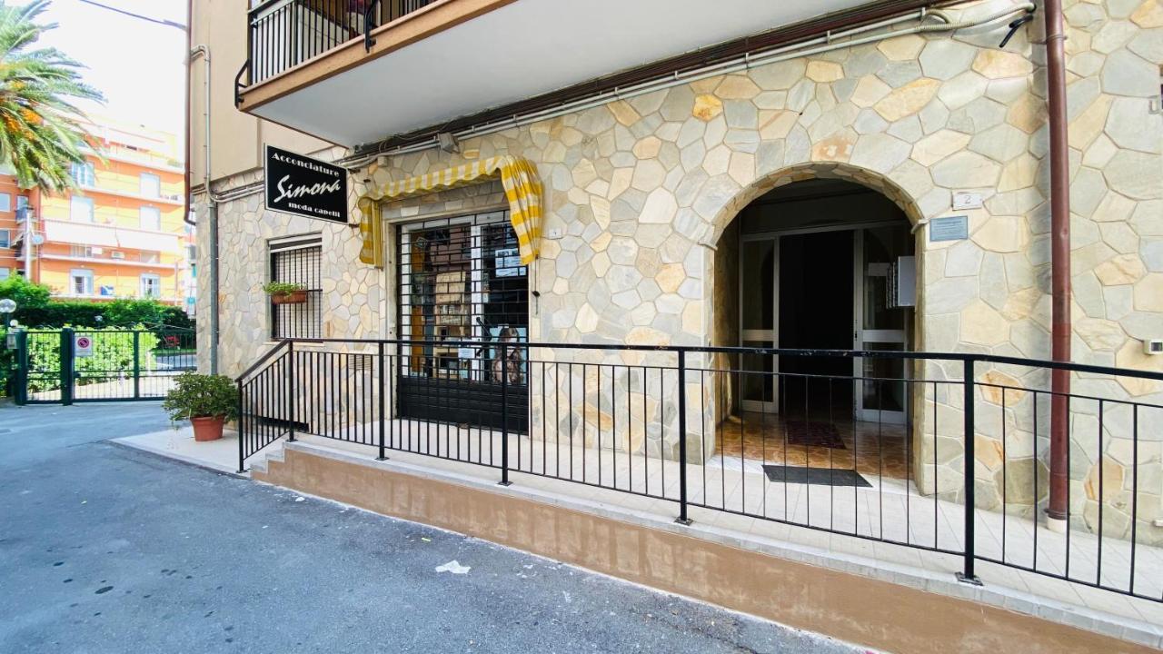Babyaccommodation Family Experience III Pietra Ligure Ngoại thất bức ảnh