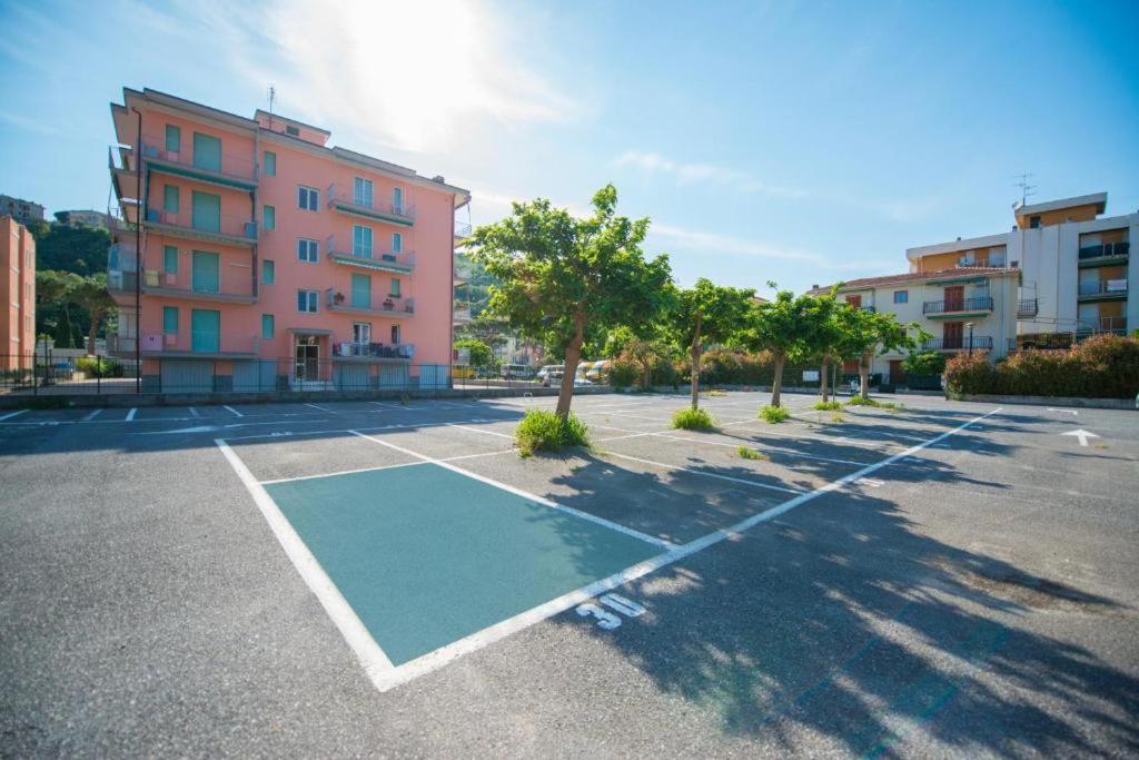 Babyaccommodation Family Experience III Pietra Ligure Ngoại thất bức ảnh