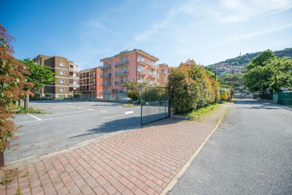 Babyaccommodation Family Experience III Pietra Ligure Ngoại thất bức ảnh